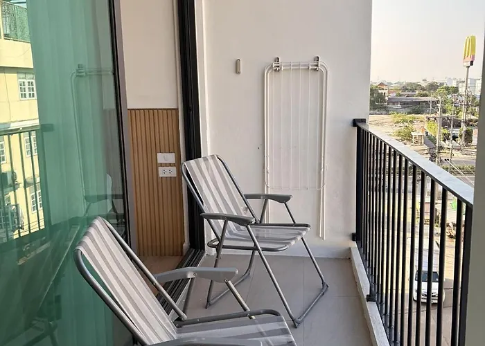 2 Bed & 2 Bath Suite, 5th Floor Bangkok