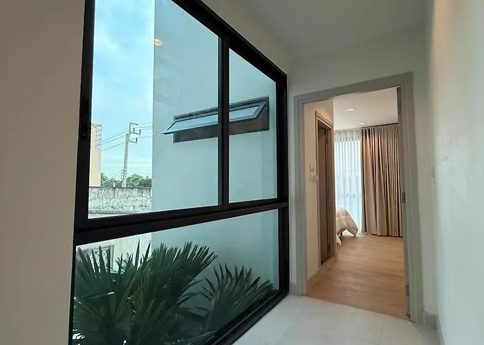 2 Bed & 2 Bath Suite, 5th Floor Bangkok