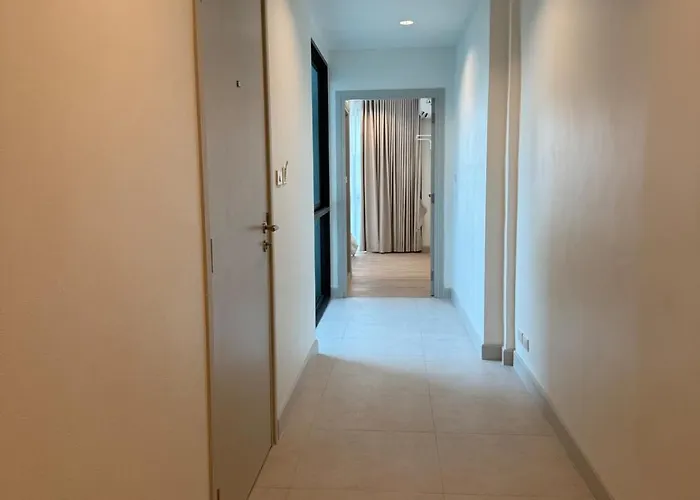 2 Bed & 2 Bath Suite, 5th Floor Apartment